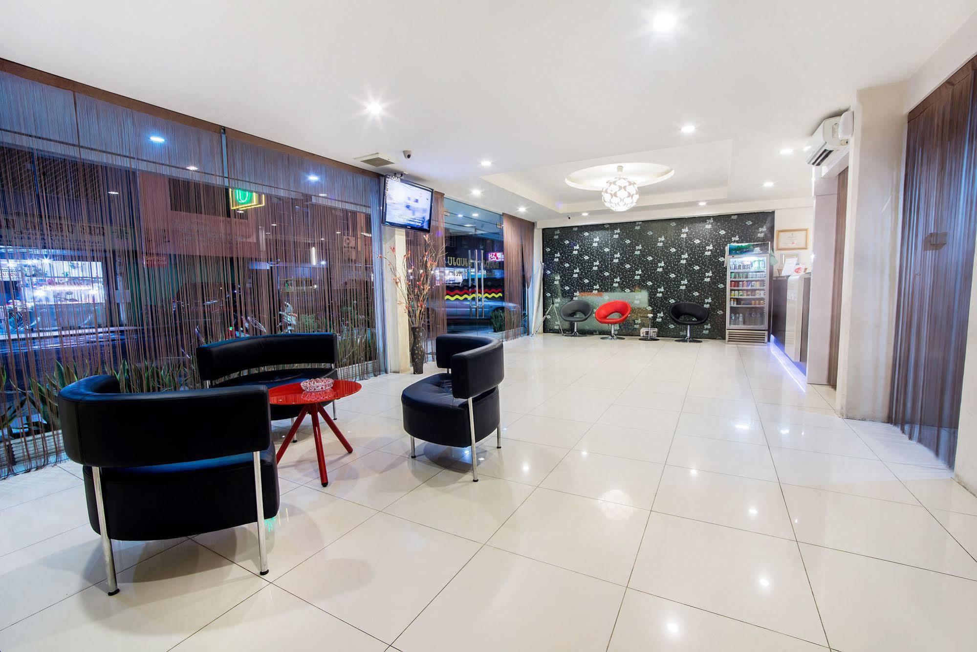 Dju Dju Hotel Batam Екстер'єр фото